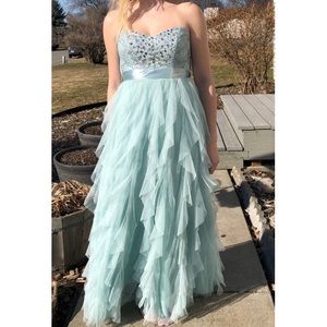 Pretty Prom Dress!